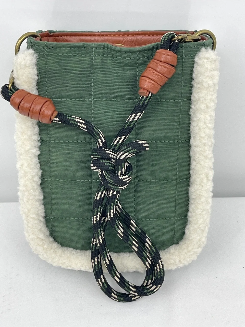 UNIVERSAL THREADS Quilted Green Sherpa-Trim Crossbody Bag. NWOT